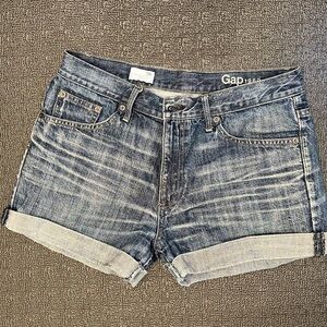 Gap 2.5 Inseam Denim Shorts Size 28